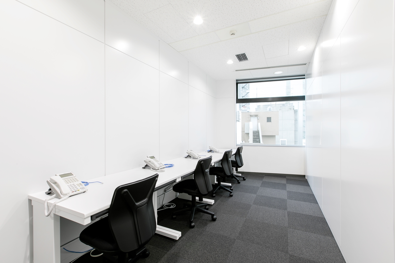 Room614 4名用個室（窓あり）