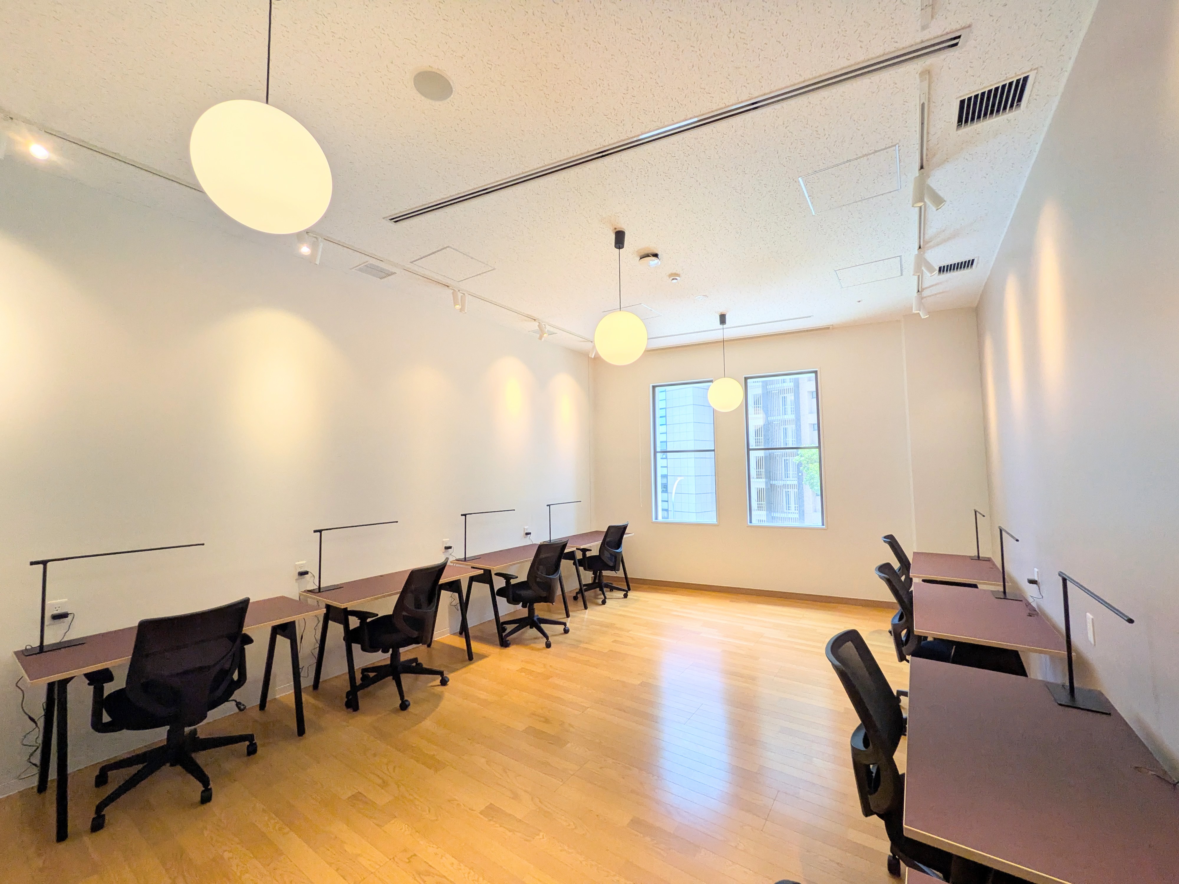 goodroom lounge 横浜馬車道の写真