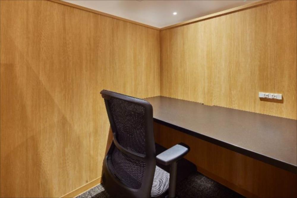 5-21(BOOTH)の写真