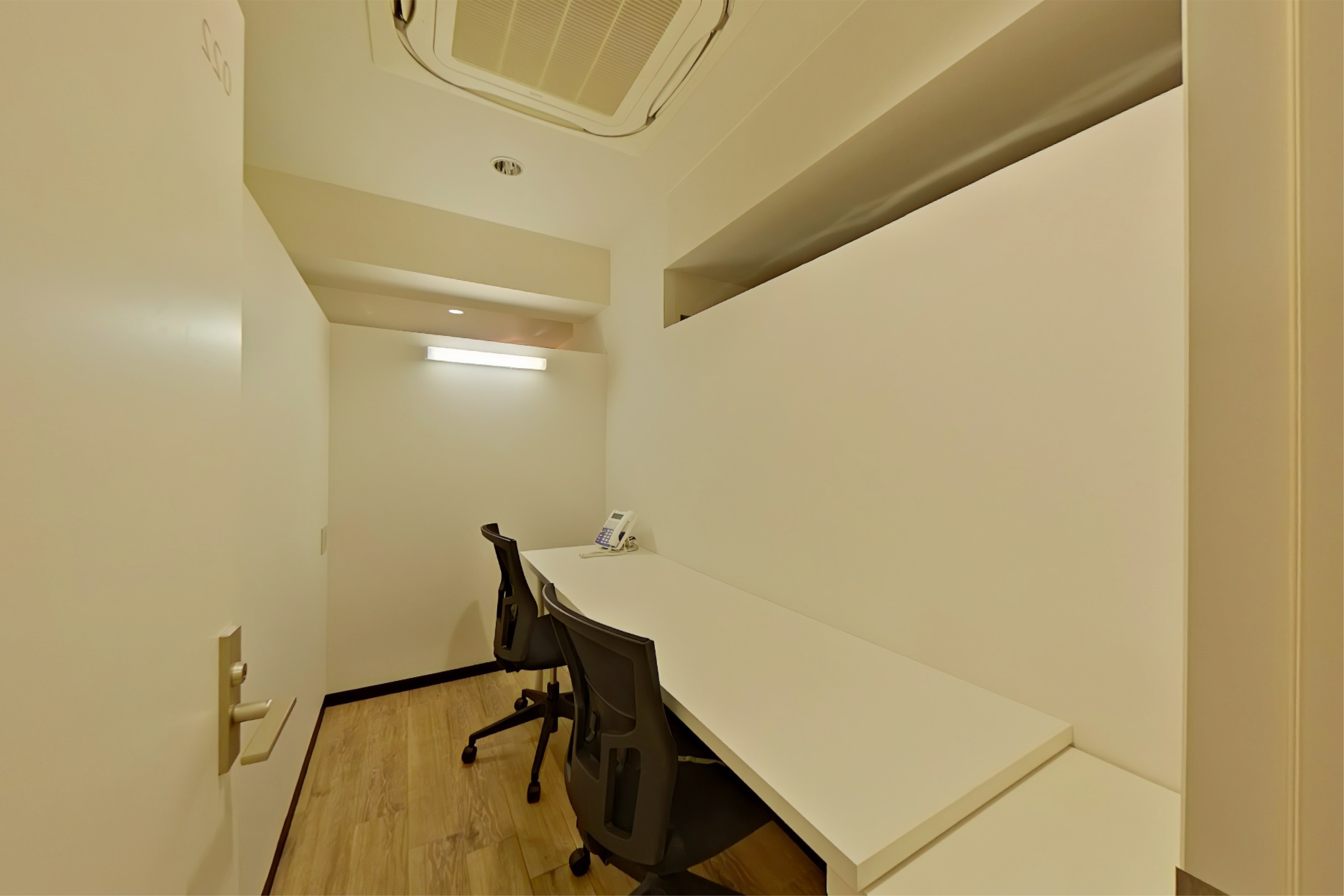 THE HUB 横浜関内の写真