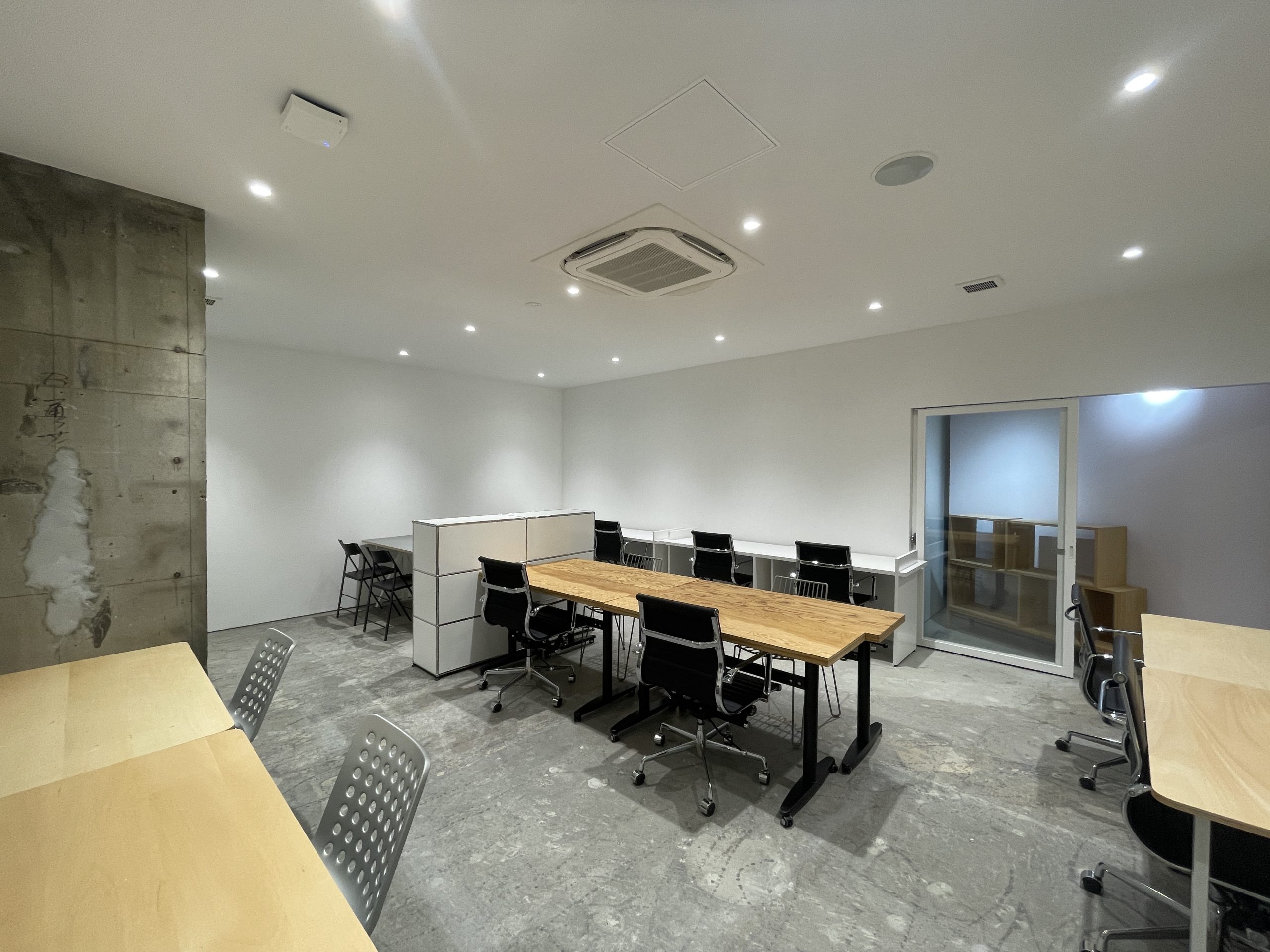 12 SHINJUKU 3CHOMEの写真