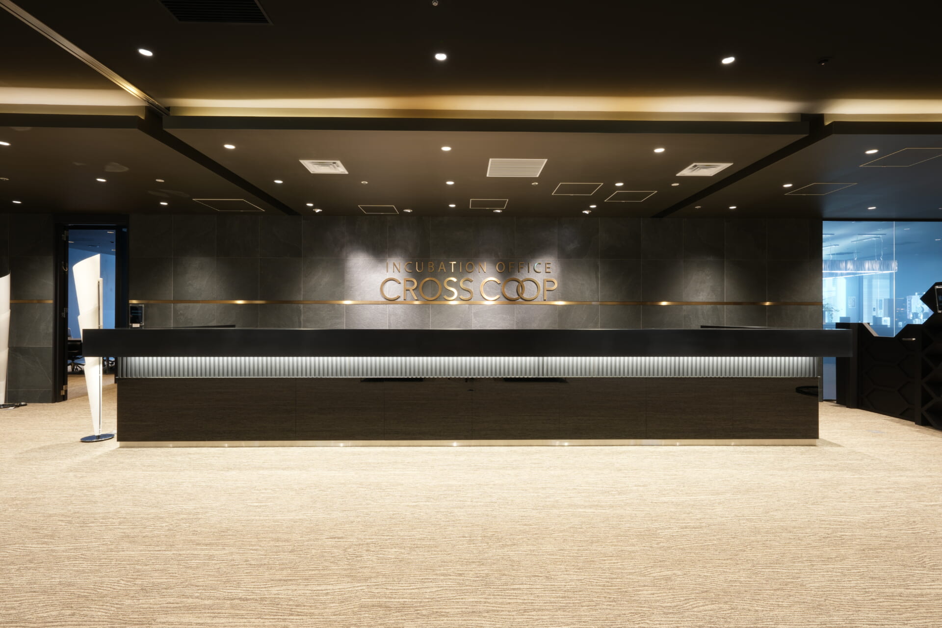 CROSSCOOP日本橋の画像