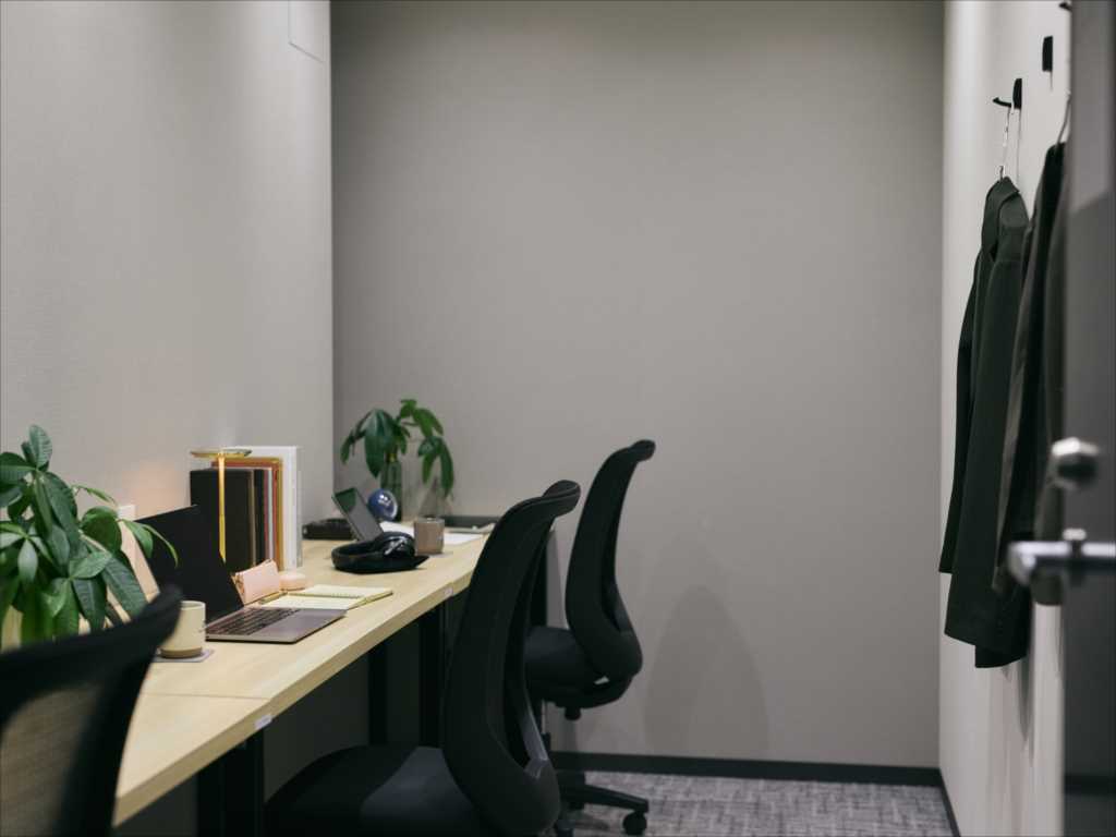 MID POINT 横濱関内の写真