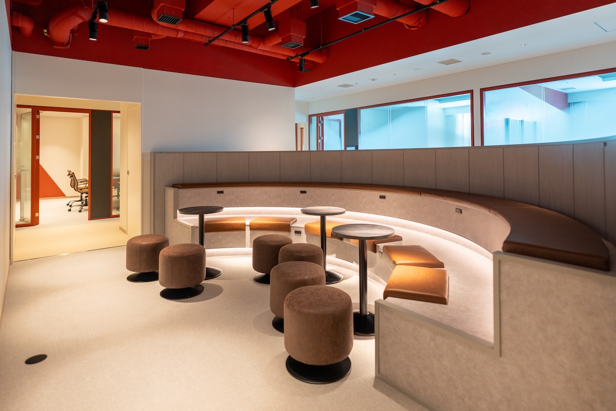 IsaI AkasakAの写真