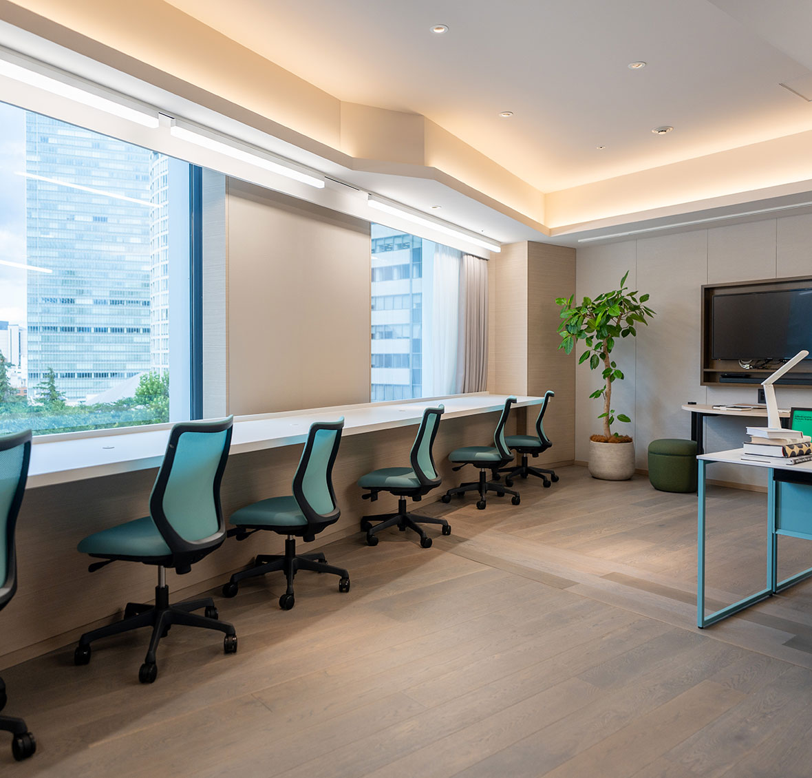 8-12名 Office(1812号室)