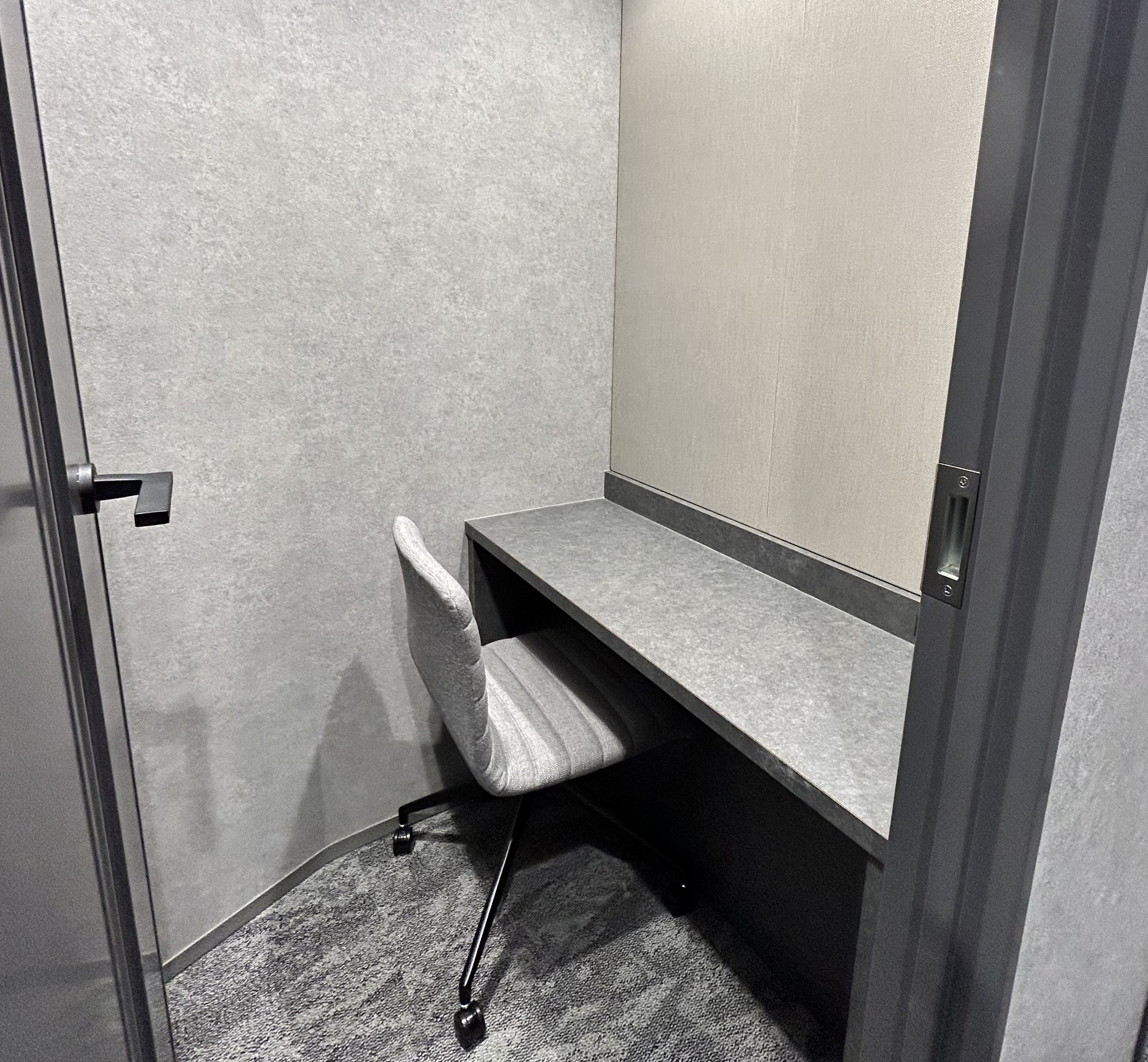 オフィス5(24時間利用可、登記可)の写真