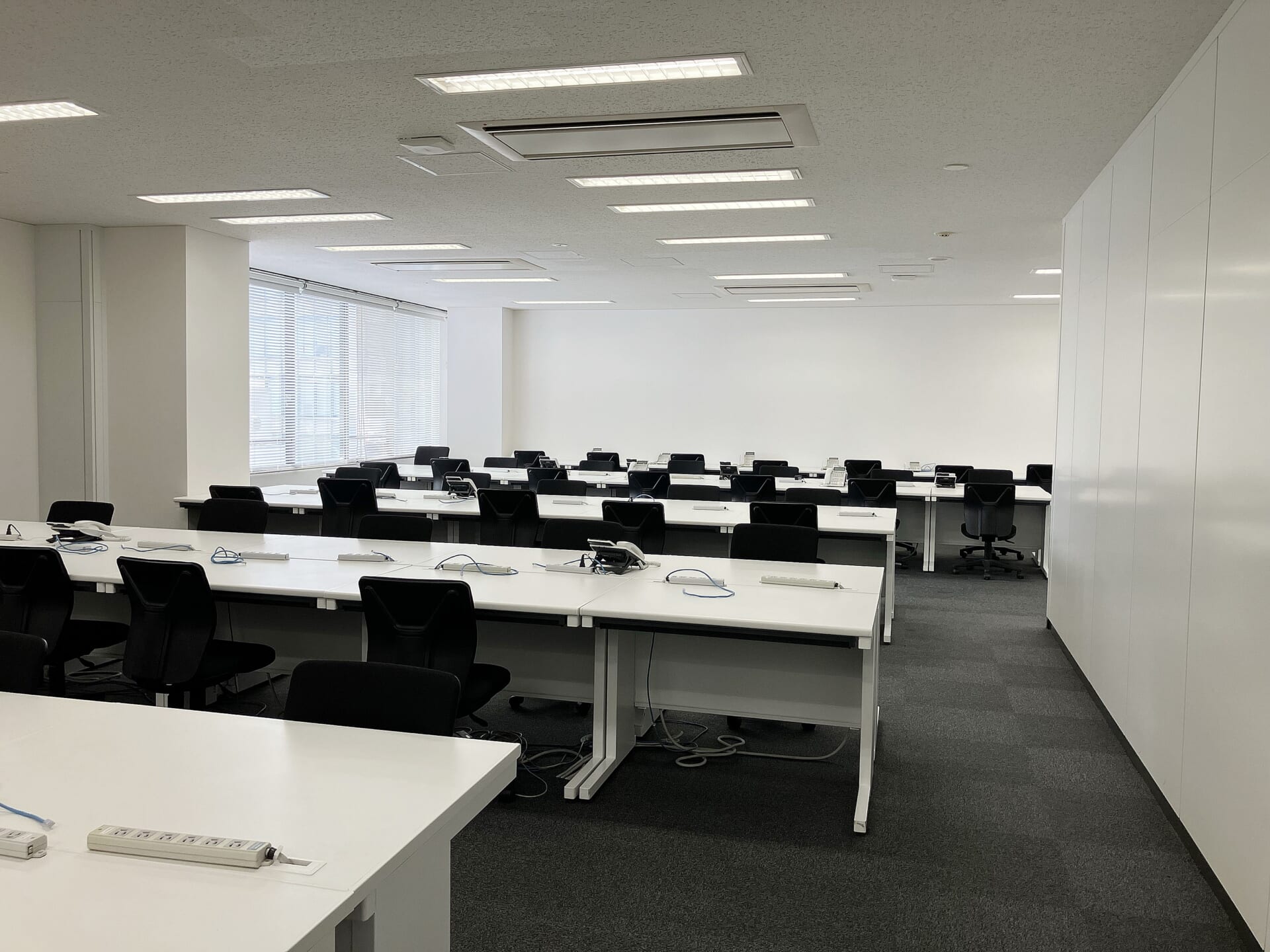 Room614(50~56名用個室)