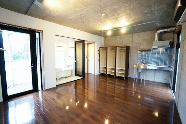 表参道、駅近にして閑静な環境のデザイナーズSOHO