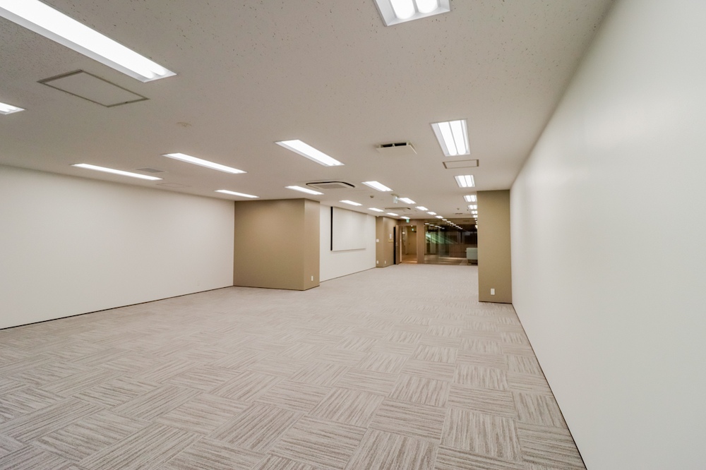馬喰横山のセットアップオフィスの会議室