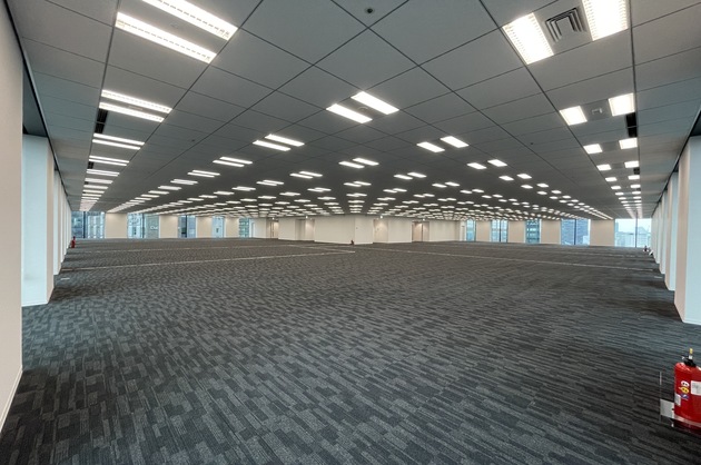 西新宿4分、ハイグレード無柱ワンフロア
