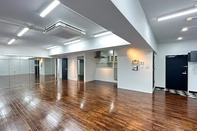 千駄ヶ谷、100㎡越えの好条件フローリングリノベ