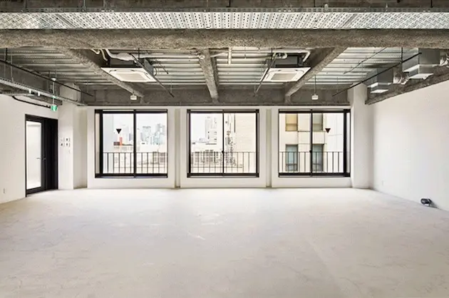 原宿、ポテンシャルの高いハーフスケルトンオフィス