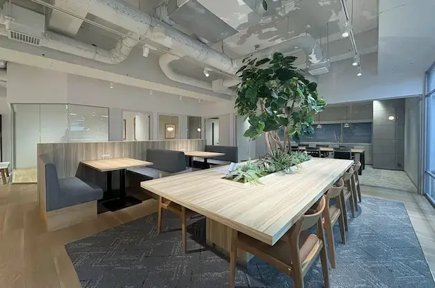 茅場町、魅せるレイアウトのハイセンスオフィス