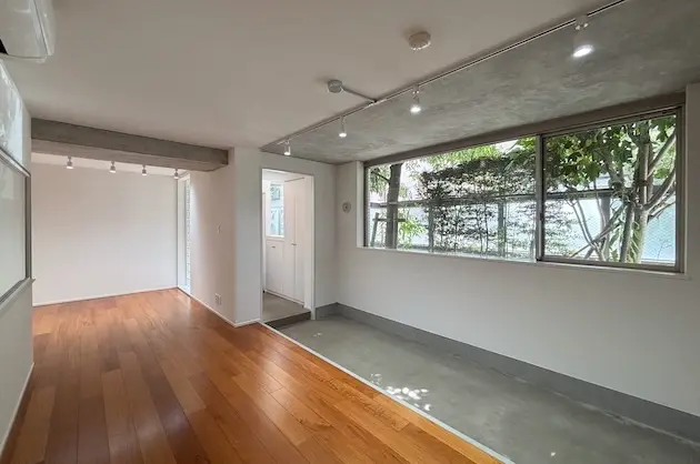 目黒、土間と自然光のデザイナーズSOHO