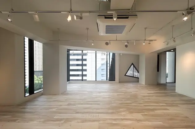 【募集終了】青山一丁目1分、創造性育む洗練された築浅オフィス