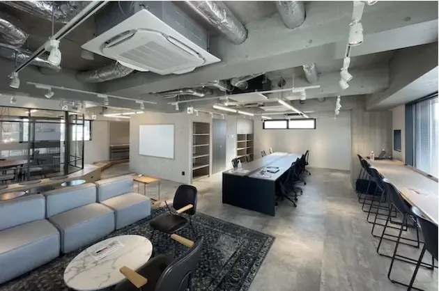 渋谷神山町、ハイグレードな家具付セットアップ