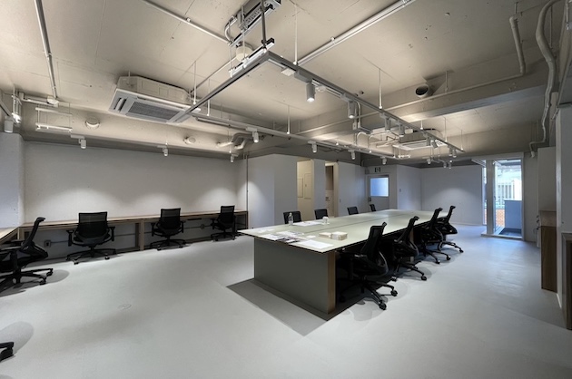 東日本橋5分、意匠性に優れる家具付リノベオフィス