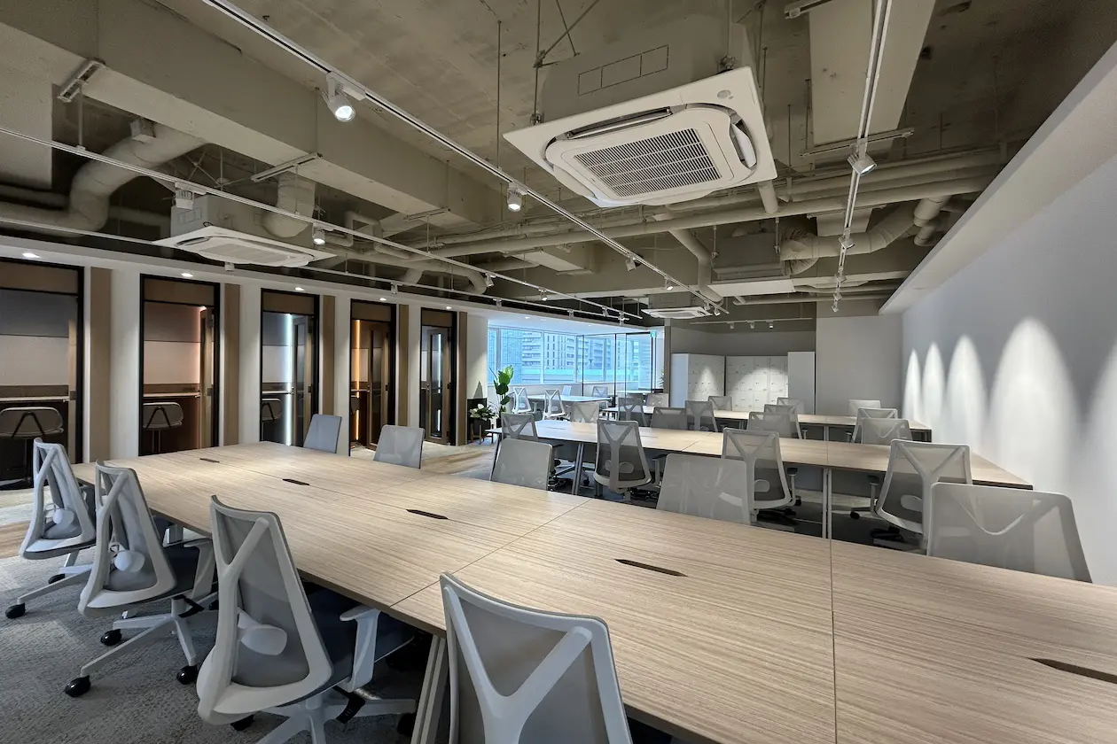 四谷、敷金なし、人が集まるハーフセットアップ 室内