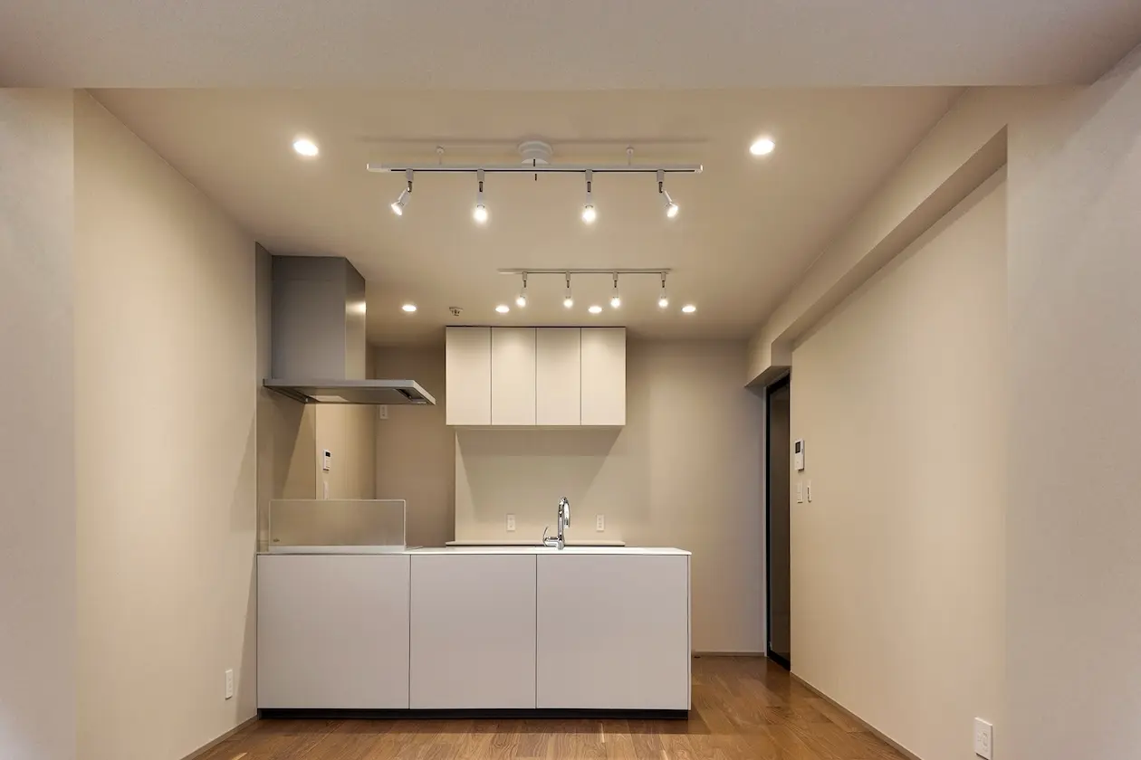 青山一丁目、赤坂のトランクルーム付き隠れ家SOHO