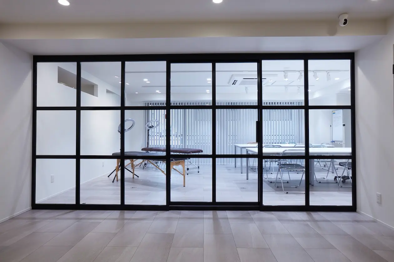 恵比寿2分、元美容サロンの居抜きをオフィスでも店舗でも。