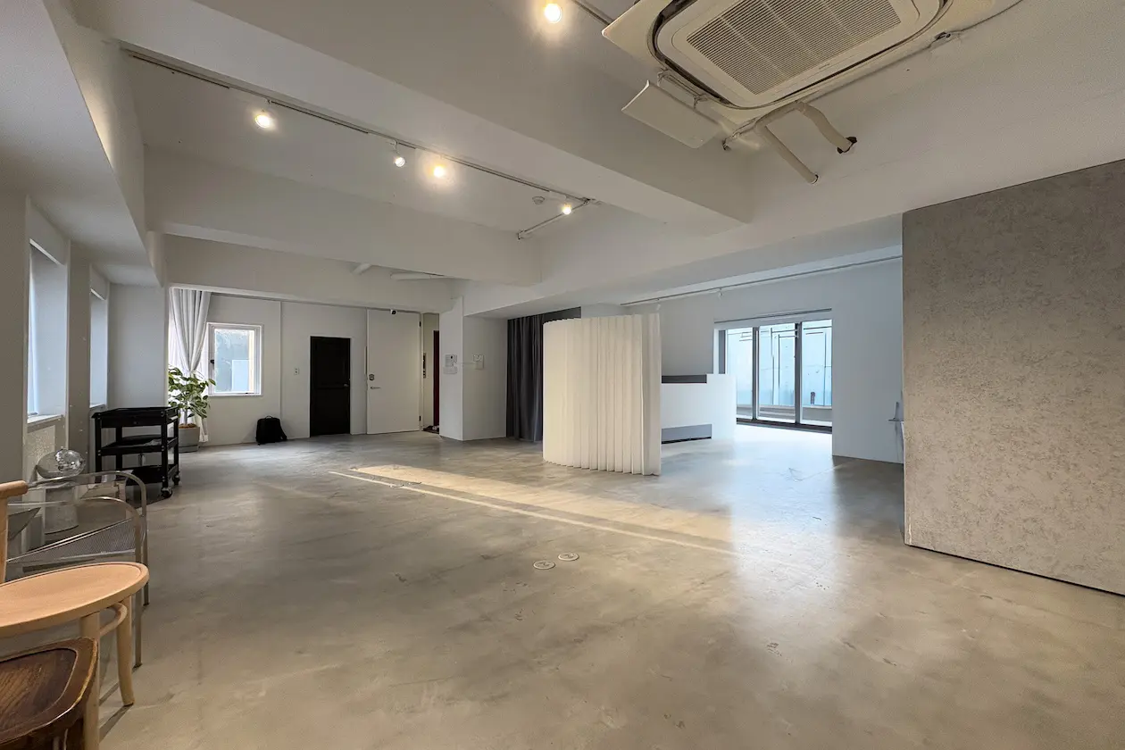 青葉台、魅力とこだわりが見える撮影スタジオ居抜き 室内