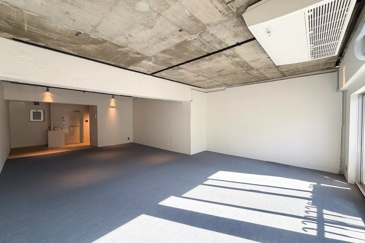 【募集終了】外苑前、流行の地に生まれたリノベオフィス