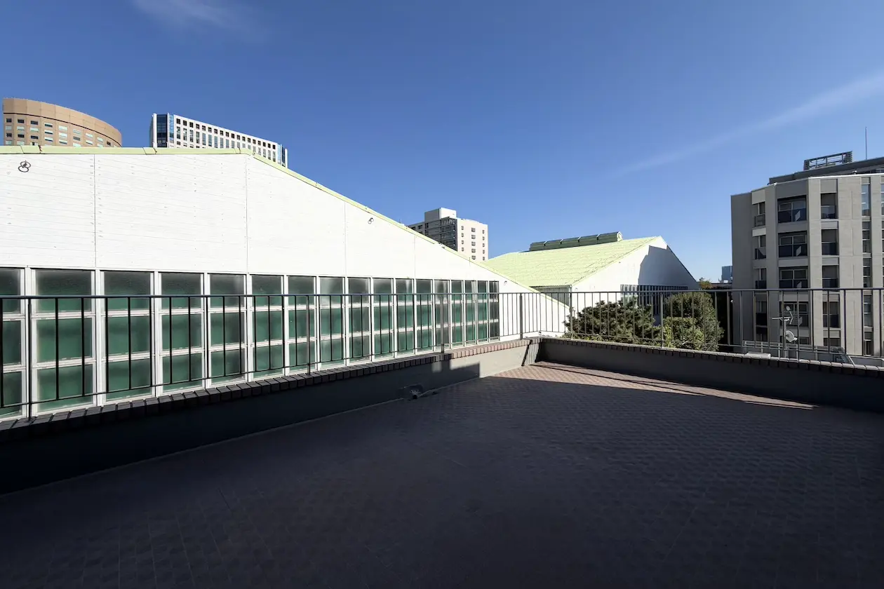 品川、好条件とメゾネットを活かす駐車場付きSOHO 室内