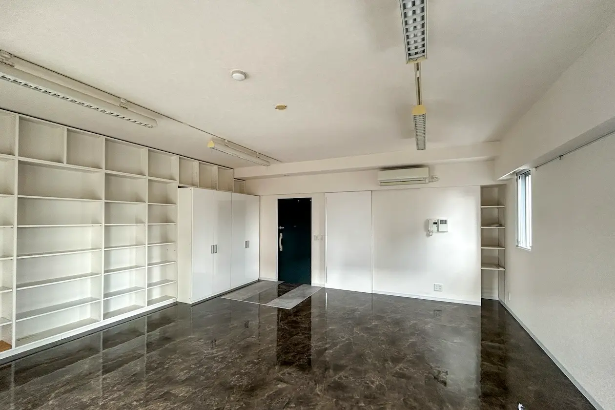 恵比寿徒歩6分、スタジオタイプのモノトーンSOHO