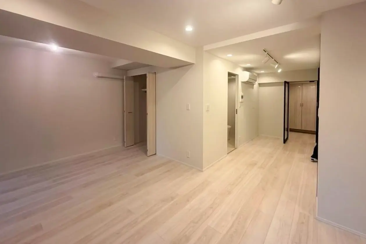 原宿3分、好立地を活かすリノベSOHO・サロン 室内