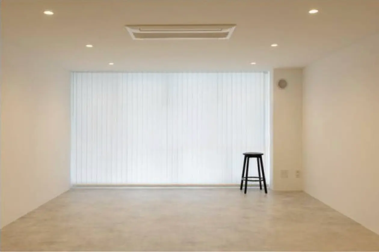 南青山、骨董通りすぐのデザイナーズリノベオフィス