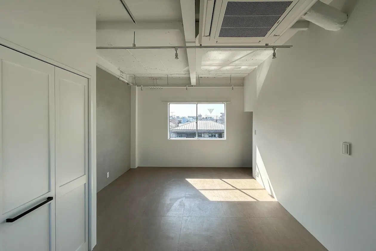 蒲田、屋上付きのガレージハウスSOHO 室内