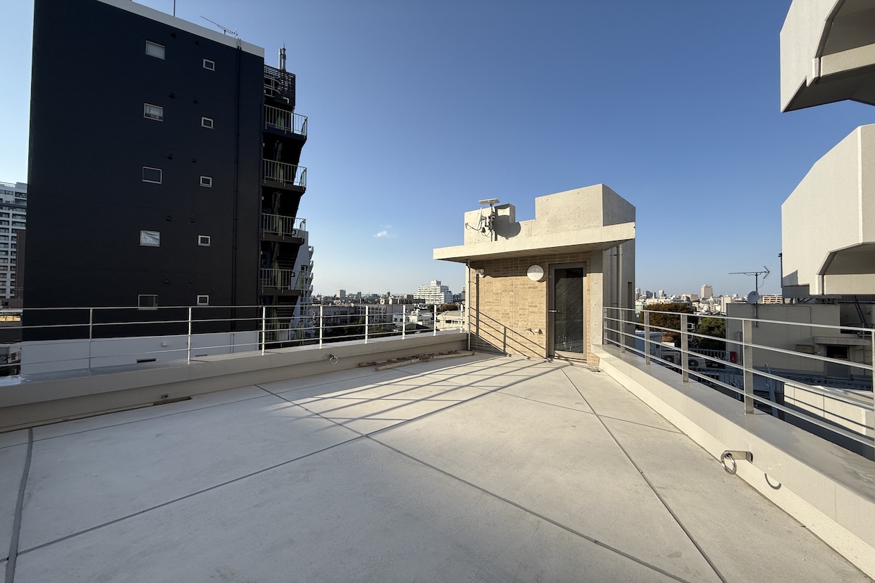 牛込神楽坂、屋上ルーバル付、上質素材の贅沢空間