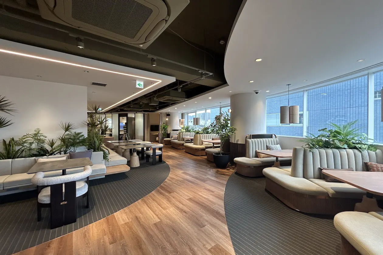 四谷、敷金なし、人が集まるハーフセットアップ 室内