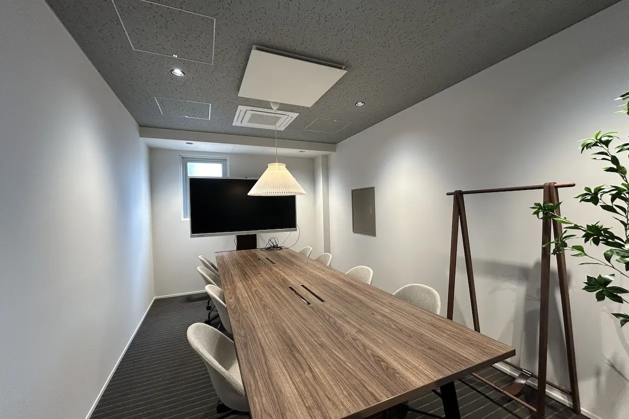 四谷、敷金なし、人が集まるハーフセットアップ 室内